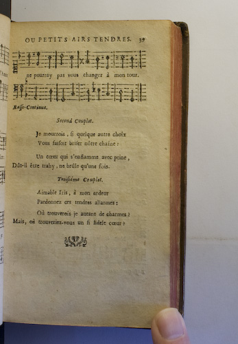 page 39 : Couplet : Aimable Iris,  mon ardeur. / Je mourrois, si quelque autre choix.