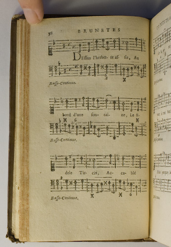 page 38 : Couplet : Dessus l'herbette assis.